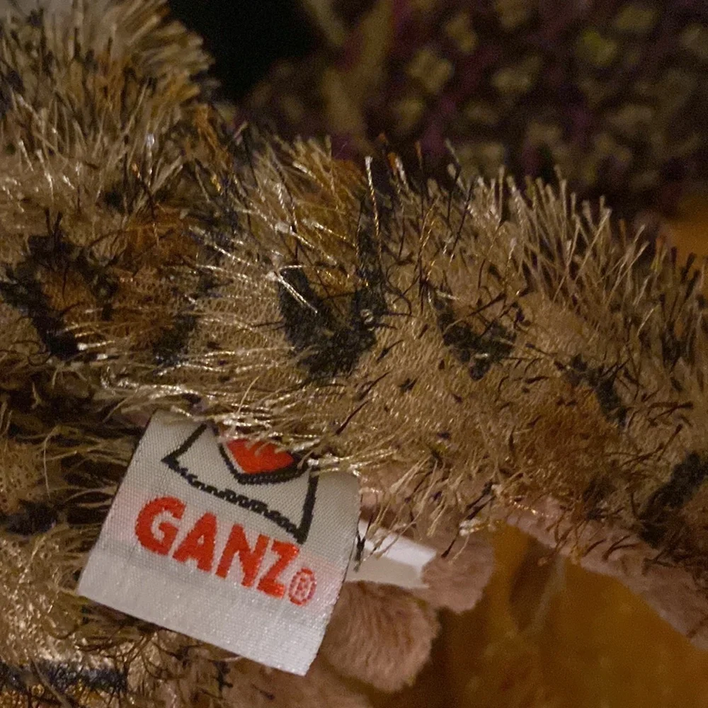 Ganz leopard lizard plush toy. He is gently loved and soft as a kitten! - Picture 2 of 9